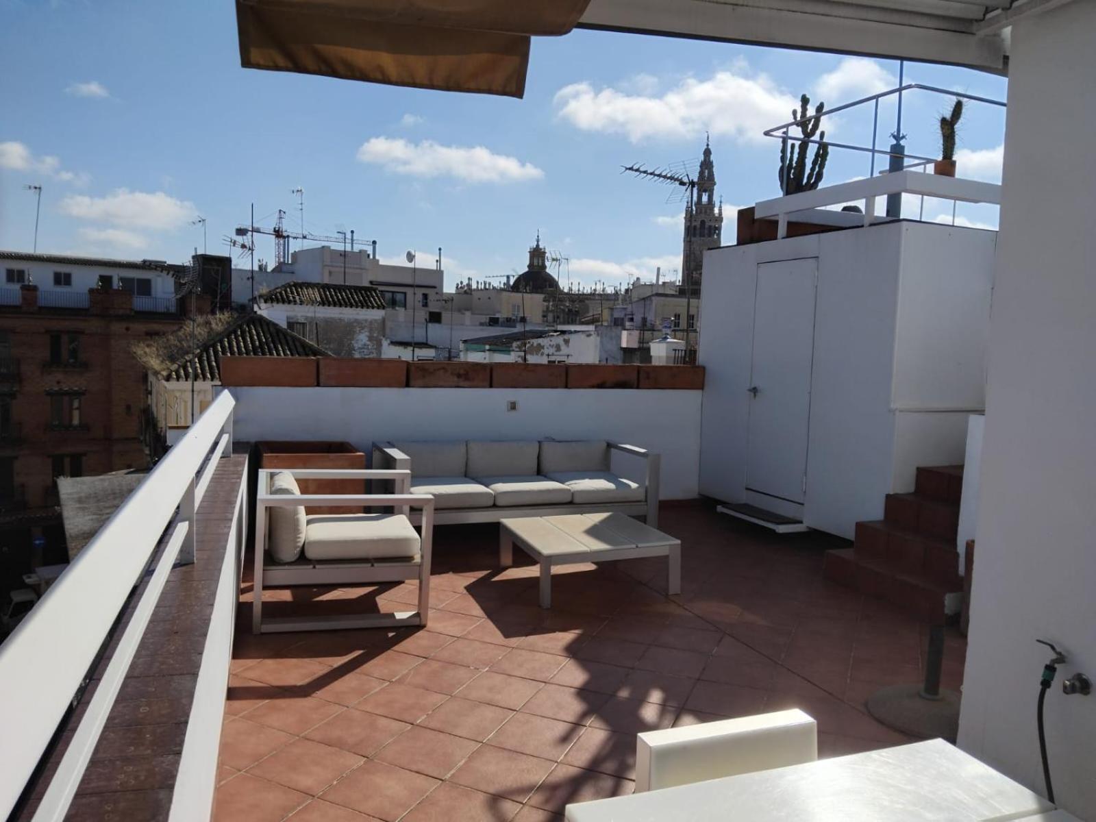 Genteel Home Real De La Carreteria Sevilla Exterior foto